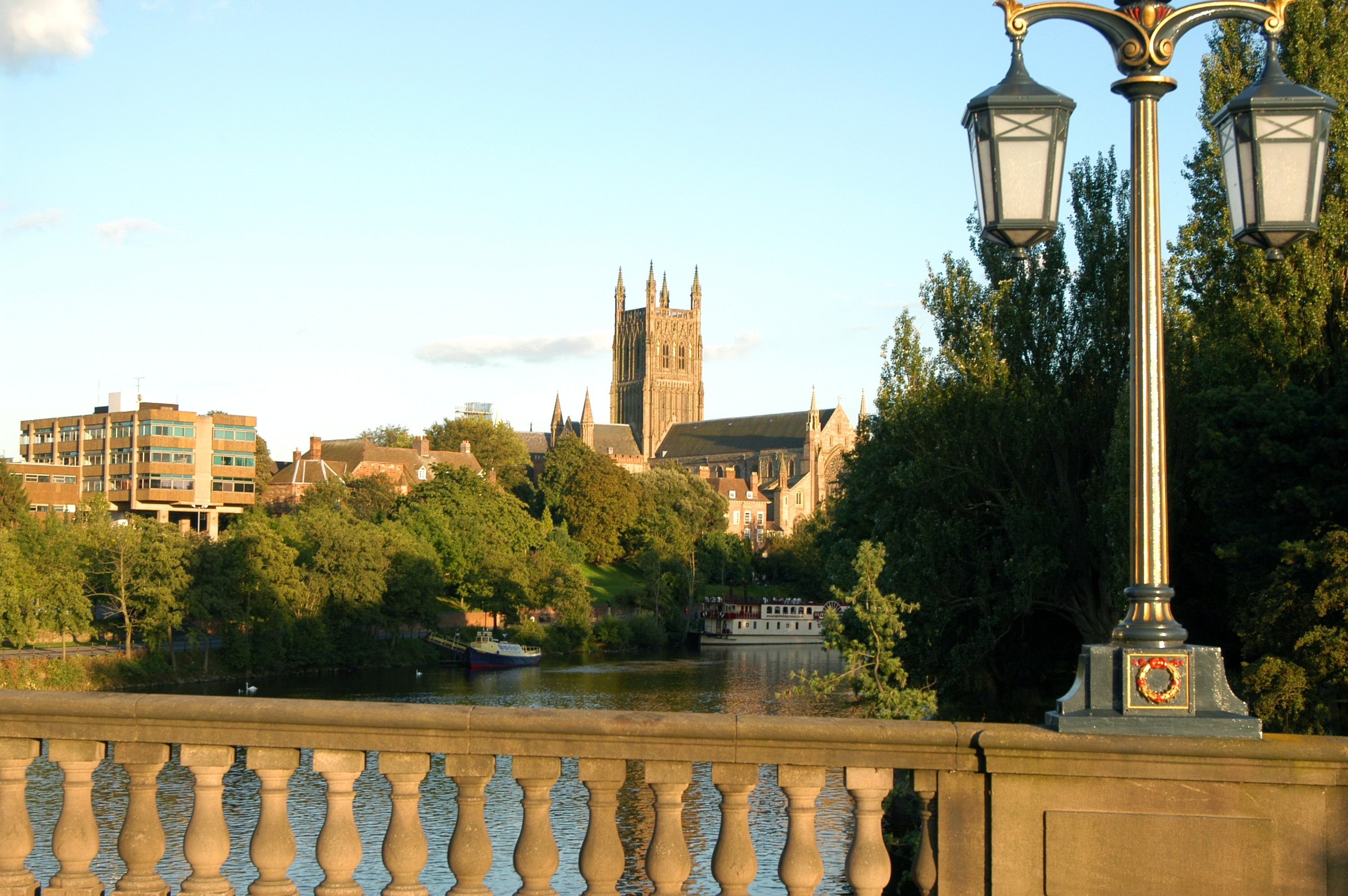 Study in Worcester, study in the UK